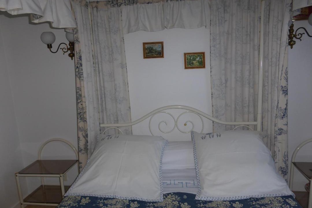 Photo of Bedroom in Saint-Thegonnec Loc-Eguiner