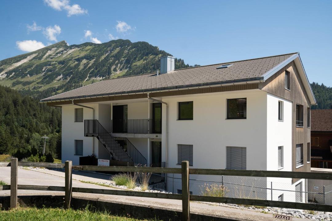 Photo of Buildings in Mitloedi