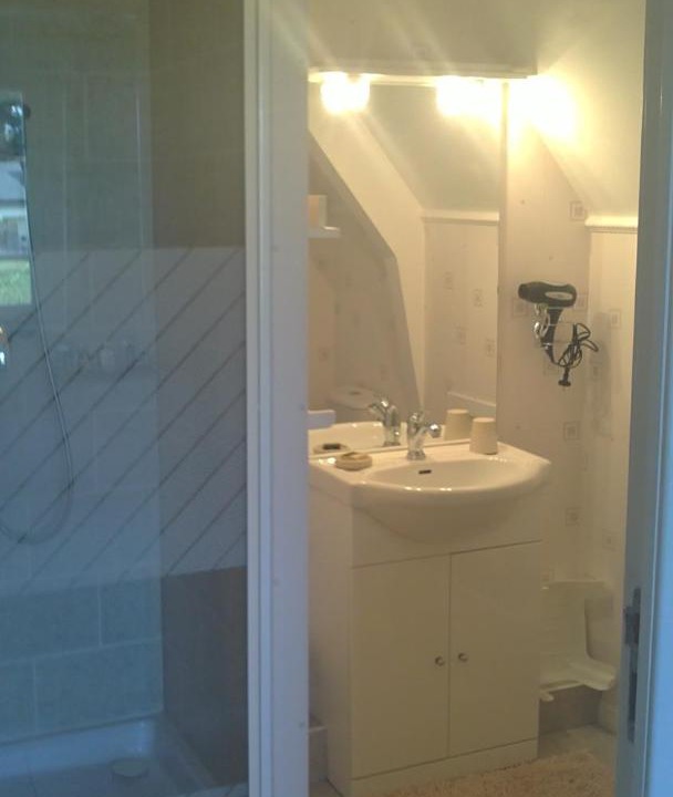 Photo of Bathroom in Plessala