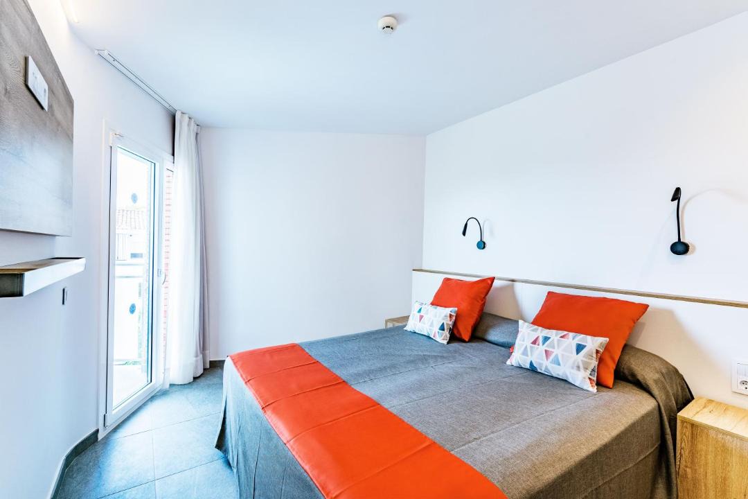 Photo of Bedroom in Passeig Maritim