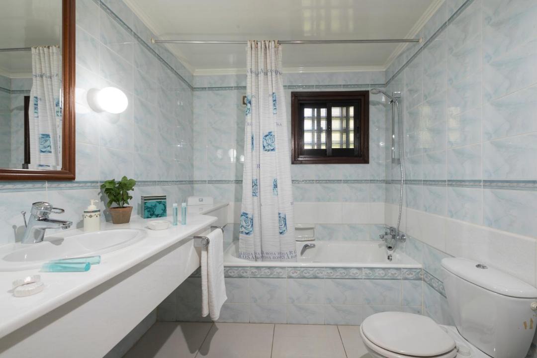 Photo of Bathroom in Tala