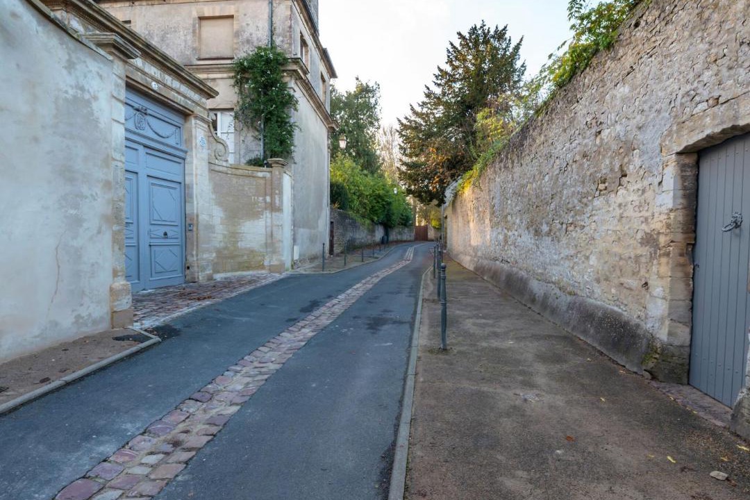 Photo of Buildings in Bayeux