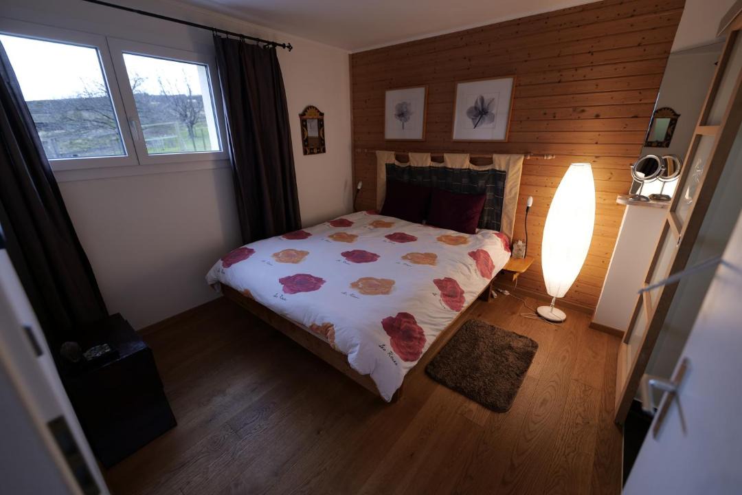 Photo of Bedroom in Villeneuve