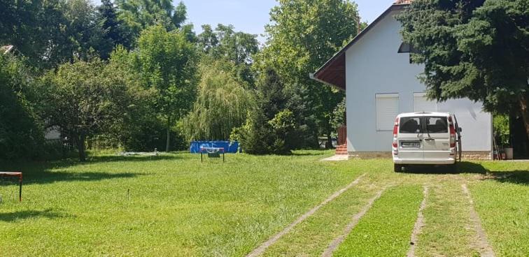 Photo of Buildings in Bekesszentandras