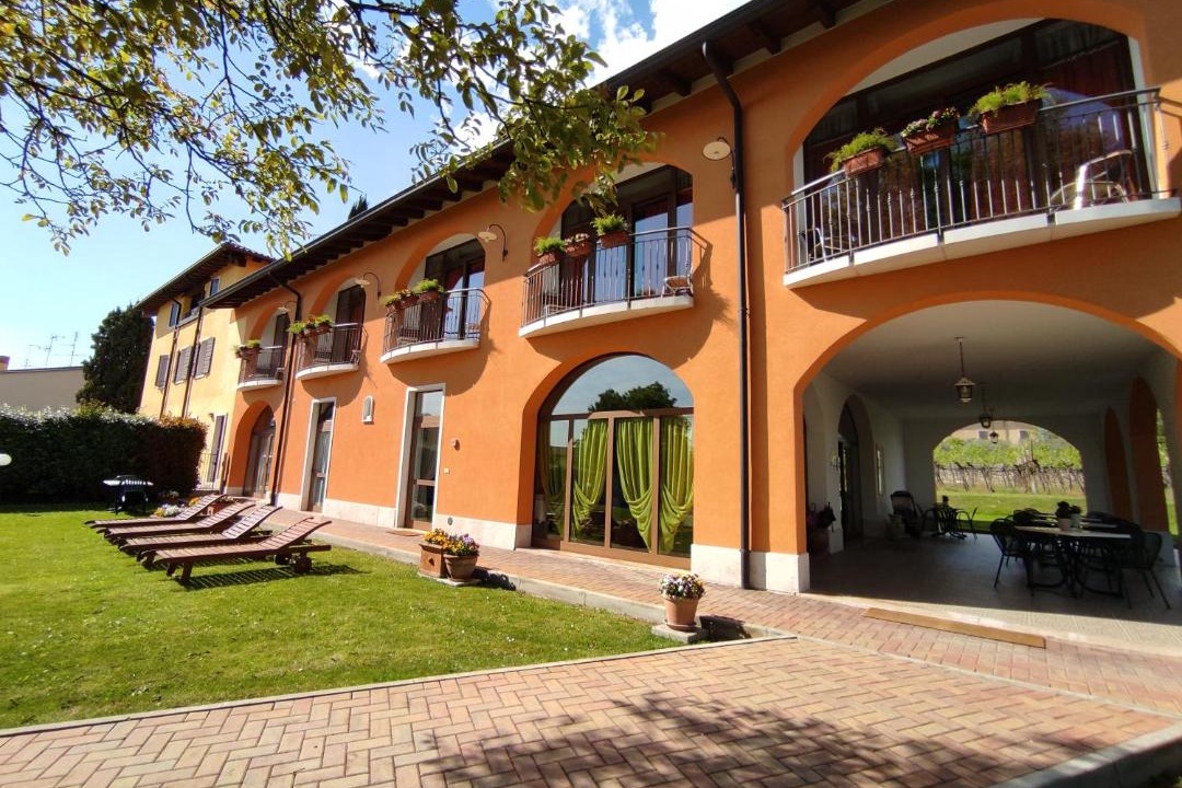Photo of Buildings in Colà Di Lazise