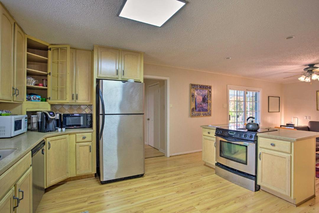 Photo of Kitchen in Garland