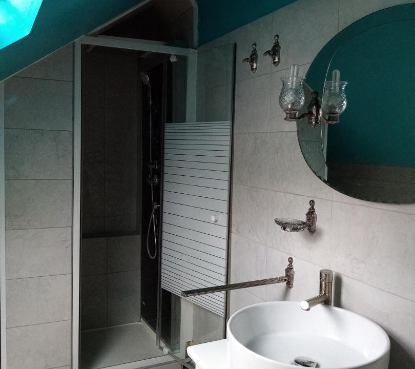 Photo of Bathroom in Neuilly