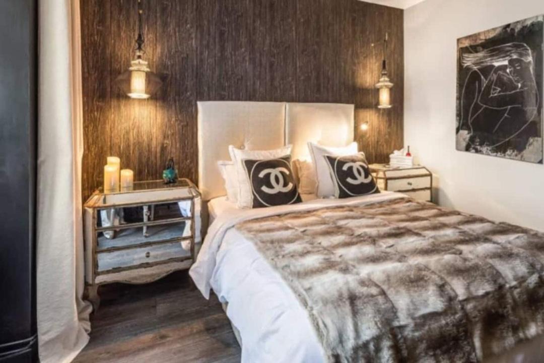 Photo of Bedroom in Maison-Royale