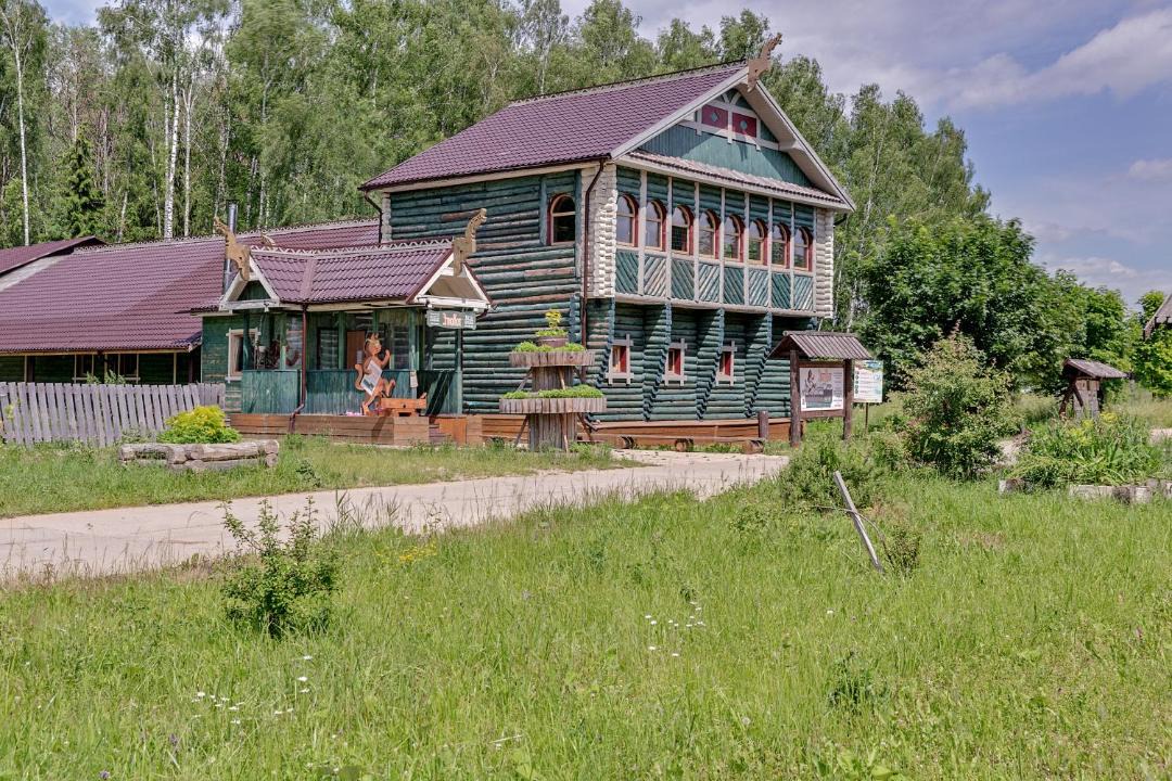 Photo of Buildings in Petrovo