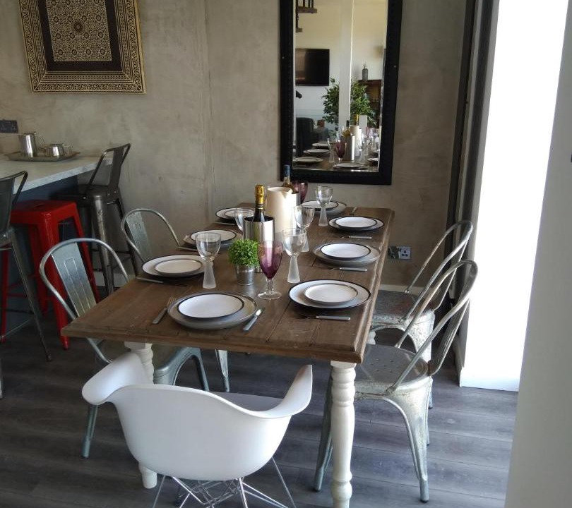 Photo of Livingroom in Penrhyn Bay