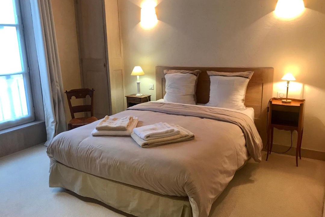 Photo of Bedroom in Republique