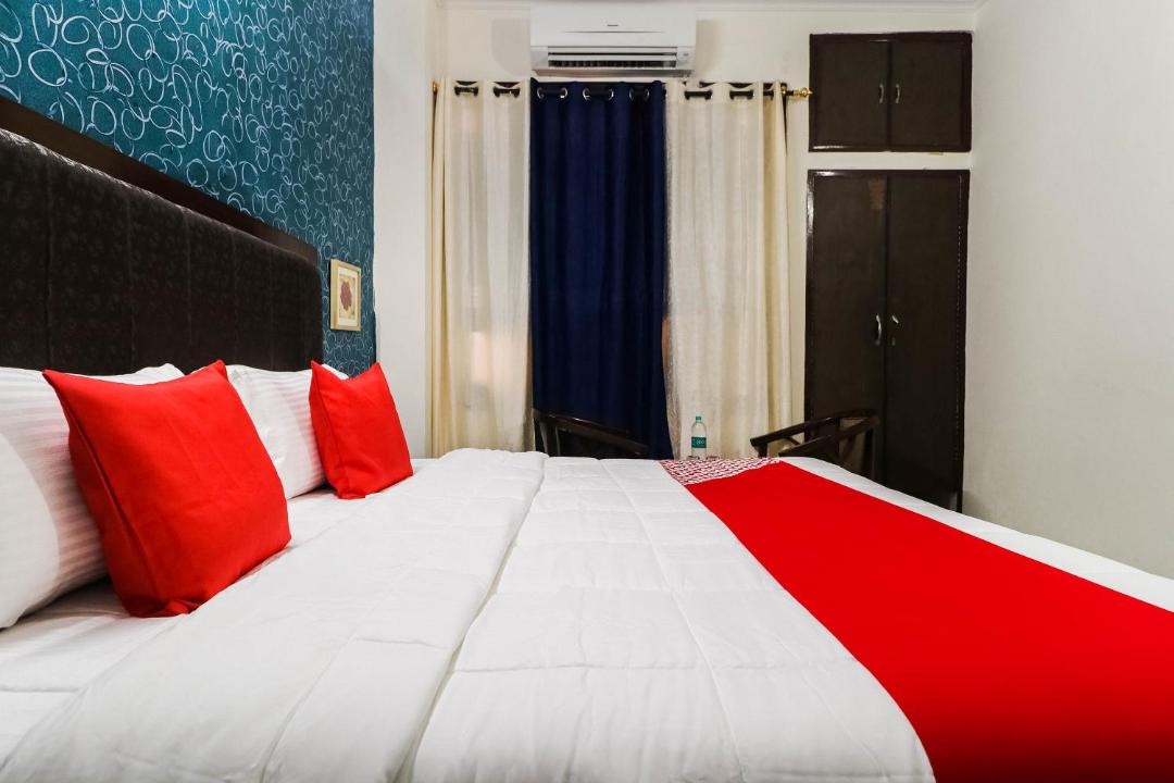 Photo of Bedroom in Sector 45