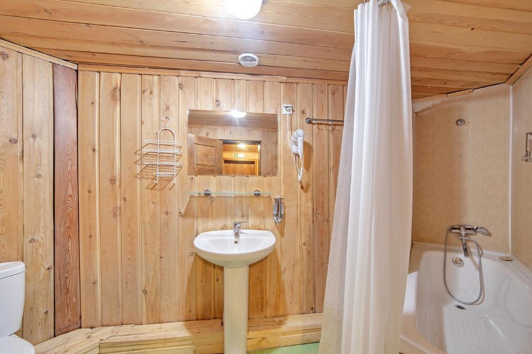 Photo of Bathroom in Petrovo
