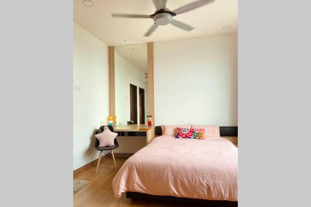 Photo of Bedroom in Kampung Bukit Dukong