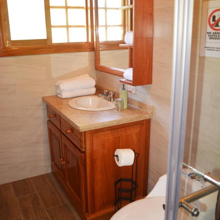 Photo of Bathroom in Tababela