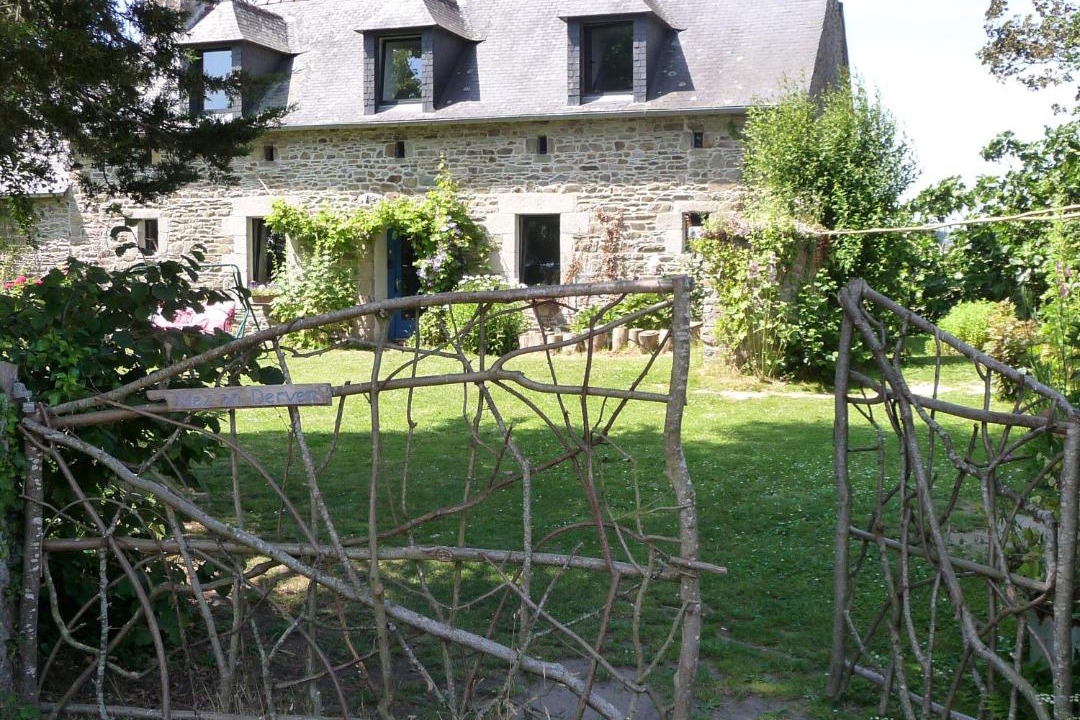 Photo of Others in Le Ru