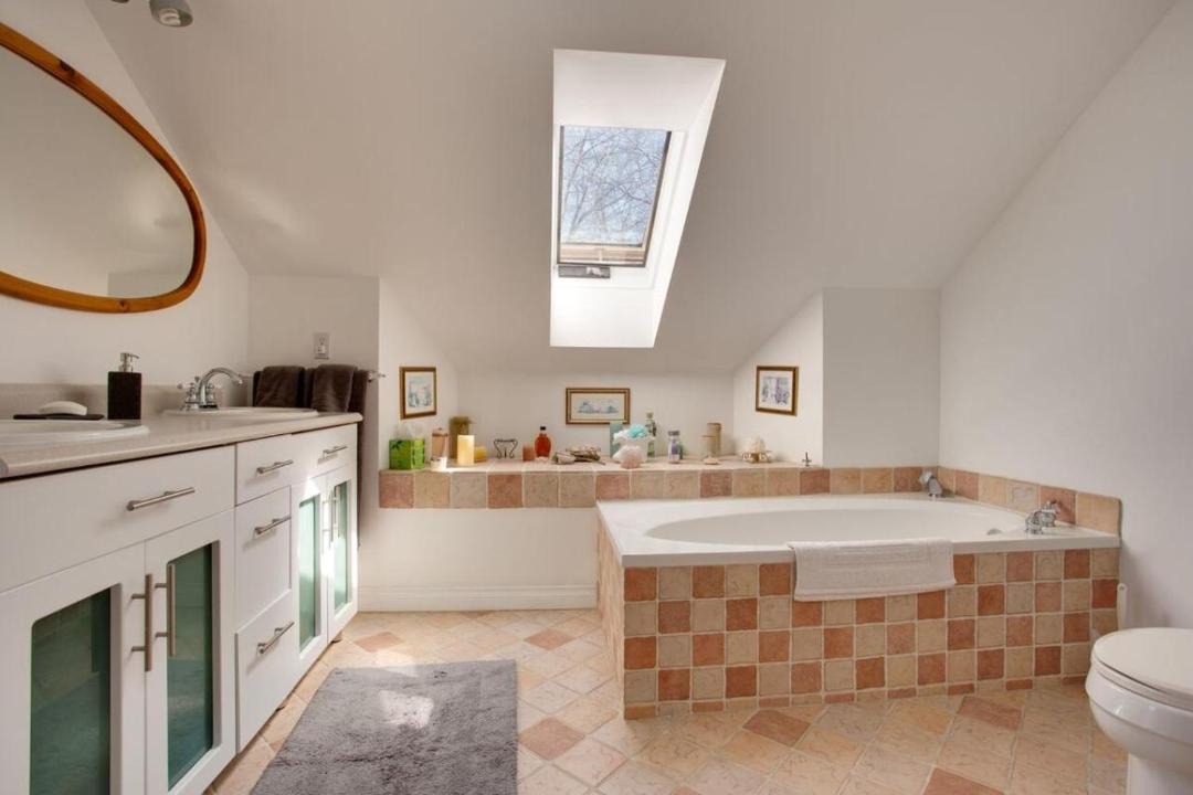 Photo of Bathroom in Picton