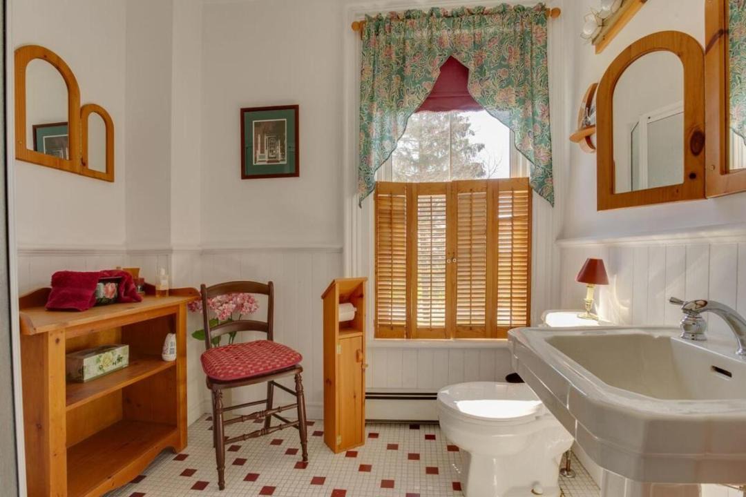 Photo of Bathroom in Picton