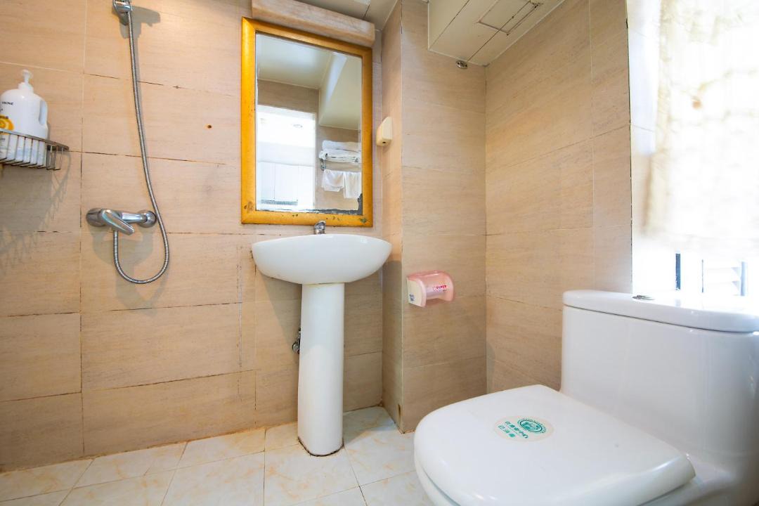 Photo of Bathroom in Luohu