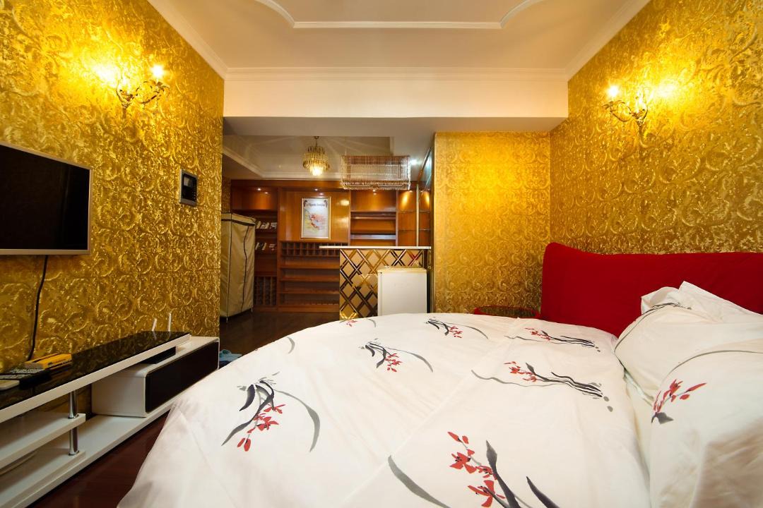 Photo of Bedroom in Luohu