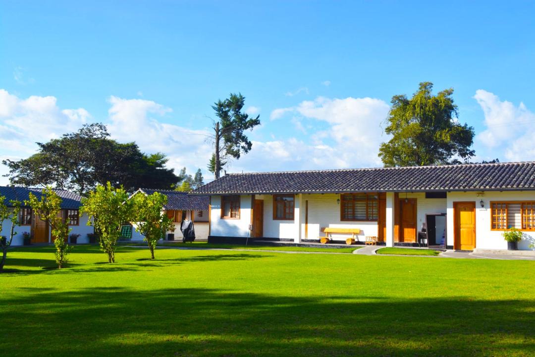 Photo of Buildings in Tababela