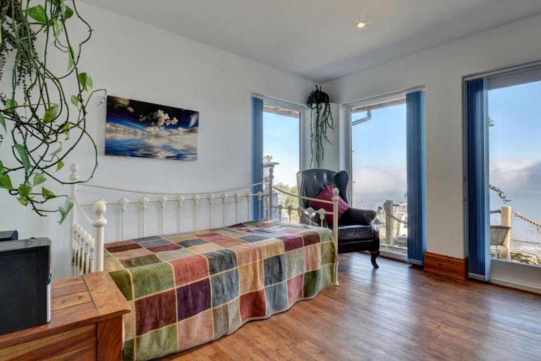 Photo of Livingroom in Lynton