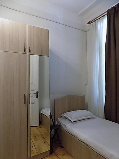 Photo of Bedroom in mtatsminda