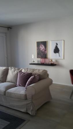 Photo of Livingroom in West