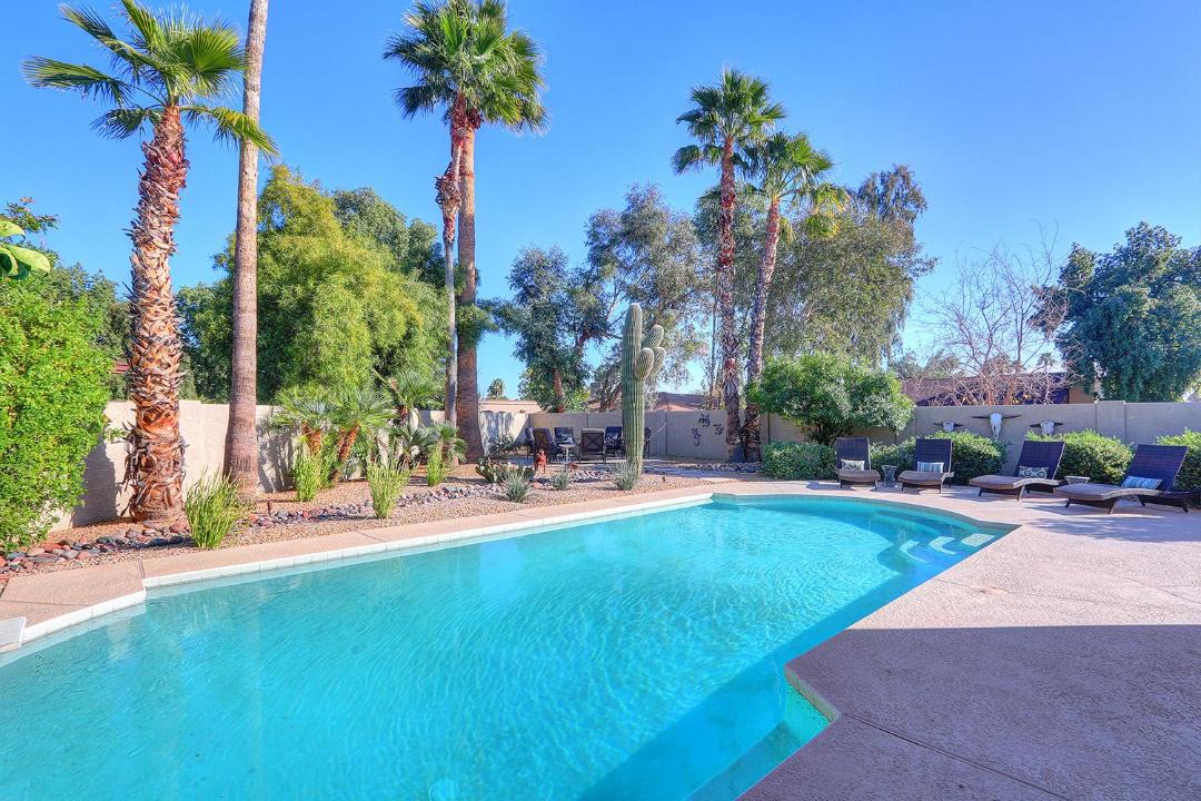 Photo of Outdoor in Paradise Valley Village