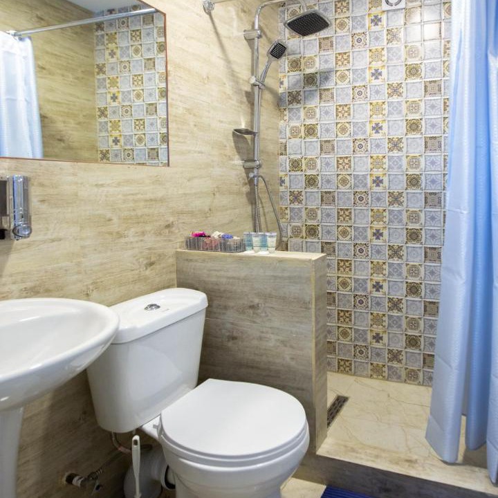 Photo of Bathroom in Chugureti