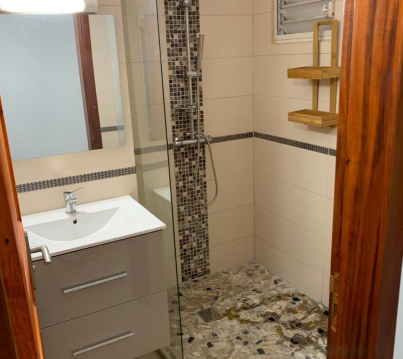 Photo of Bathroom in L'Autre-Bord