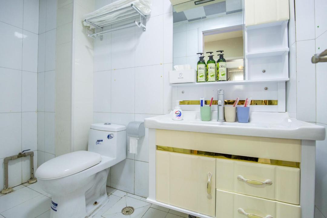 Photo of Bathroom in Shizhong
