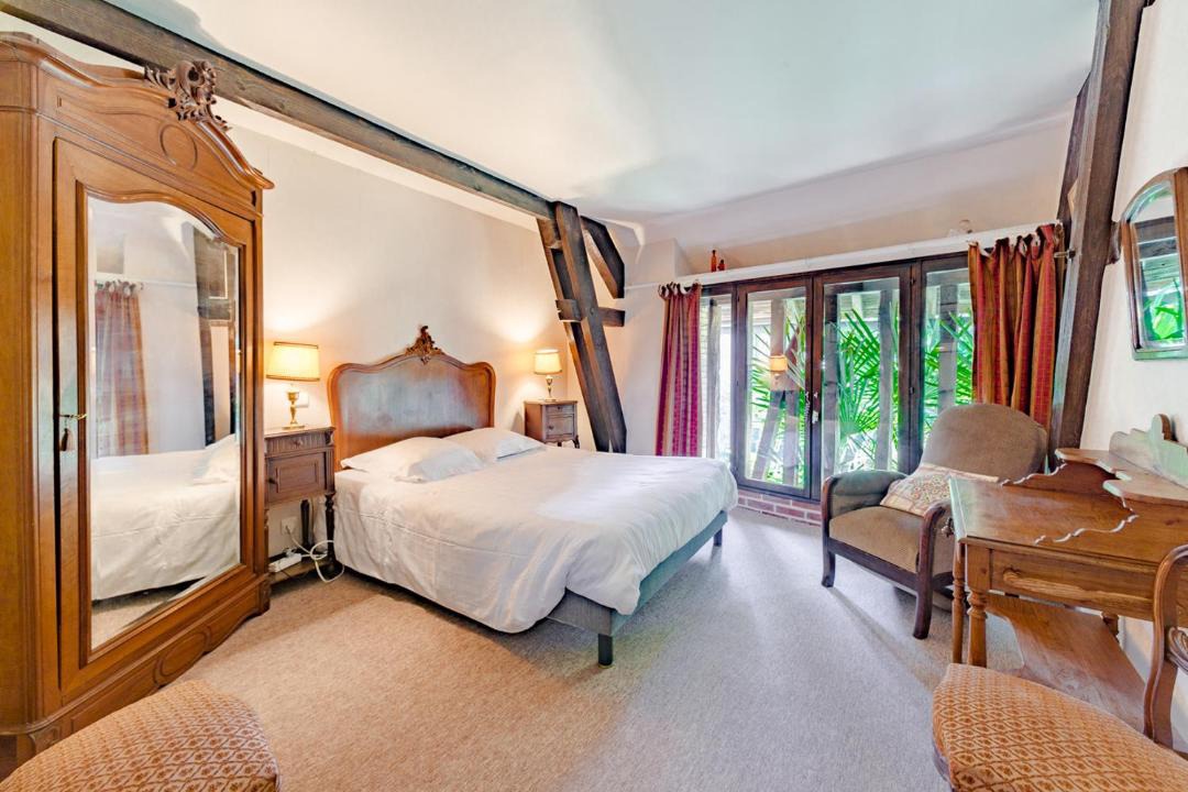 Photo of Bedroom in Saint-Priest-sous-Aixe