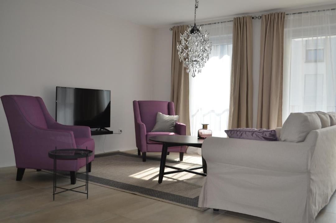 Photo of Livingroom in West