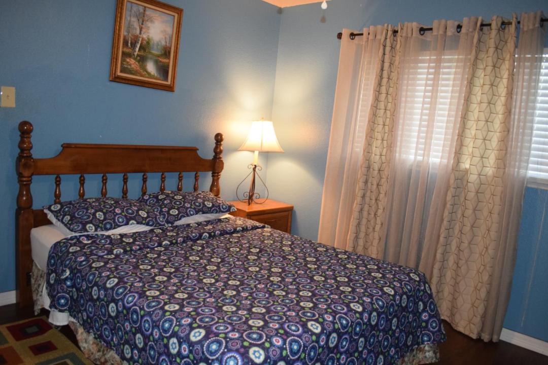 Photo of Bedroom in Wetmore