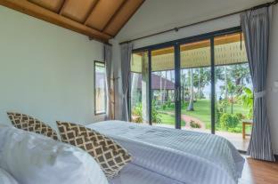 Photo of Bedroom in Ko Kood