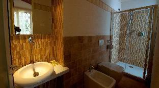 Photo of Bathroom in San Giuliano Terme