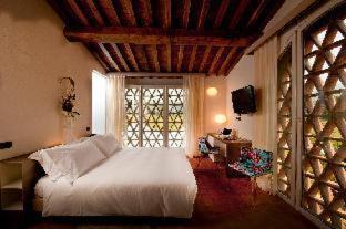 Photo of Bedroom in San Giuliano Terme