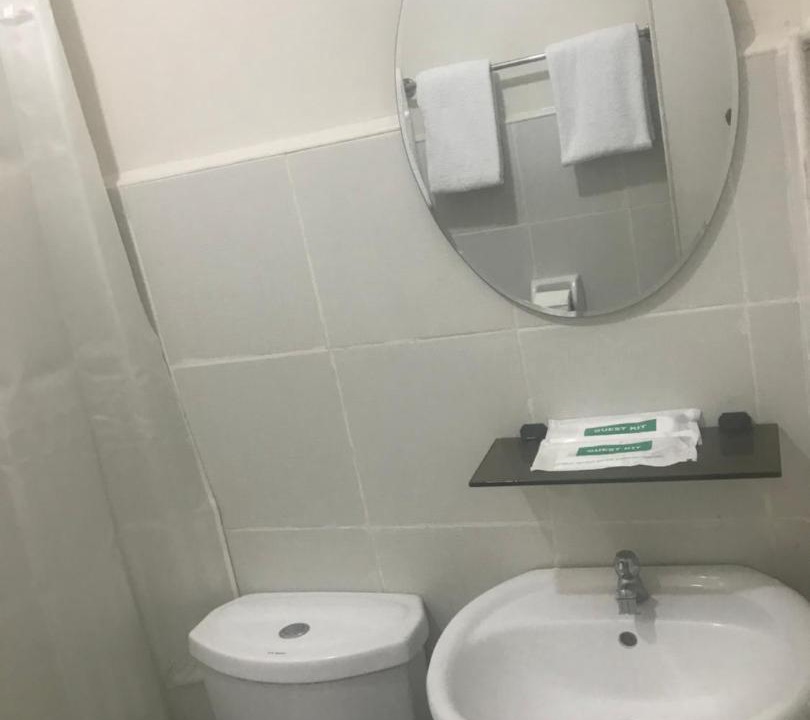 Photo of Bathroom in Moonwalk