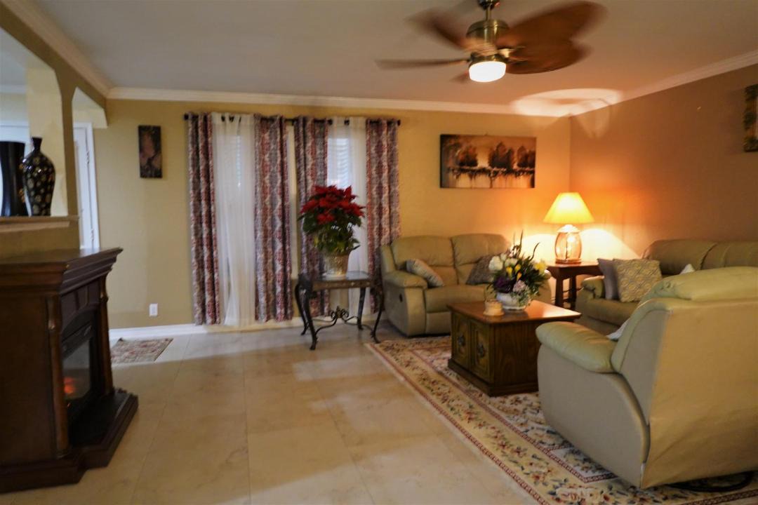 Photo of Livingroom in Wetmore