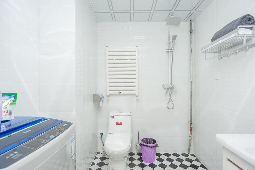Photo of Bathroom in Zhongyuan District