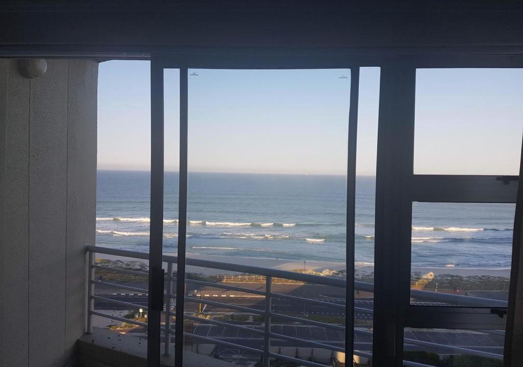 Photo of Others in Bloubergstrand