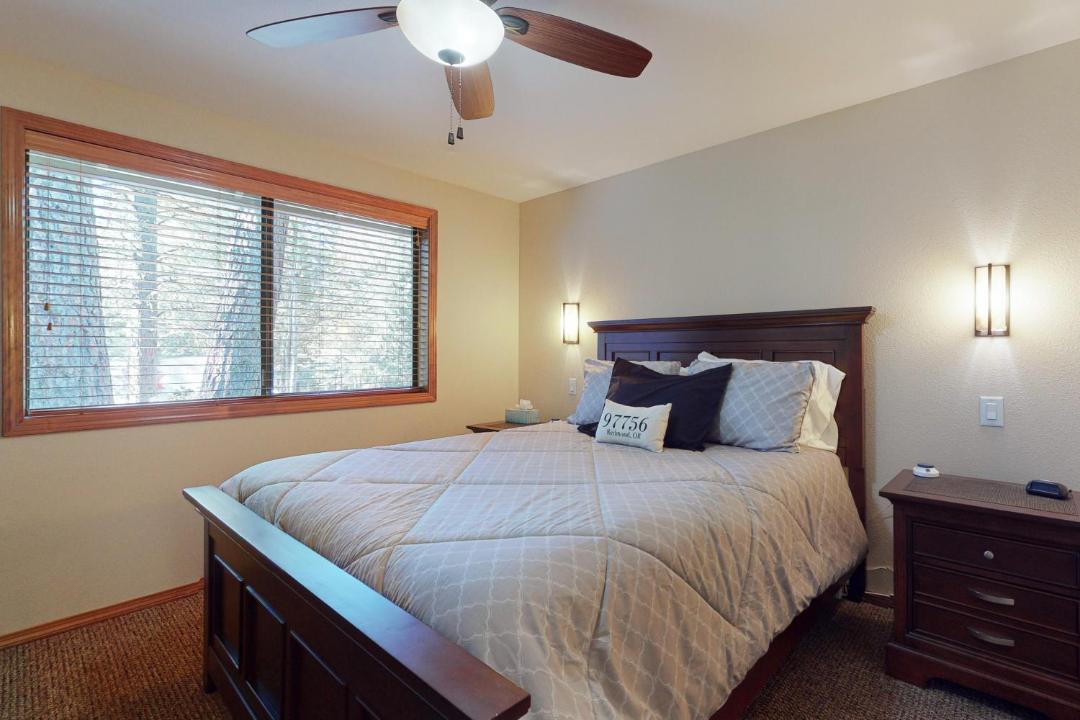 Photo of Bedroom in Overlook Park