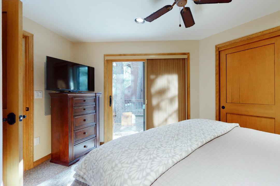 Photo of Bedroom in Overlook Park