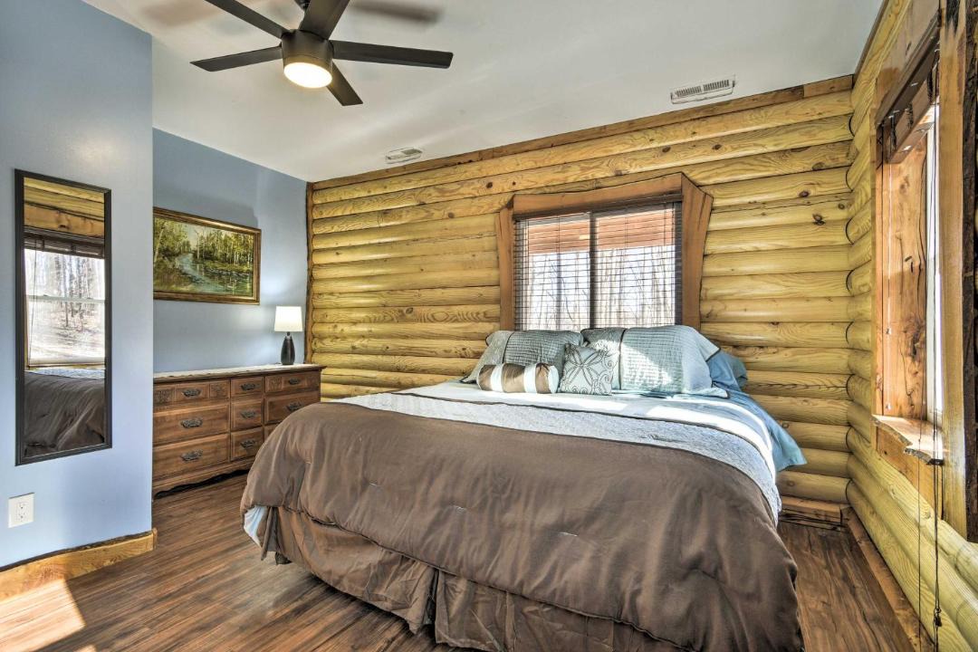 Photo of Bedroom in Pittsville