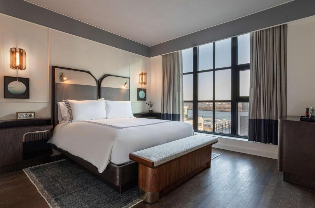 Photo of Bedroom in Navy Yard