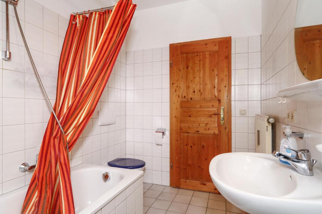 Photo of Bathroom in Esseratsweiler