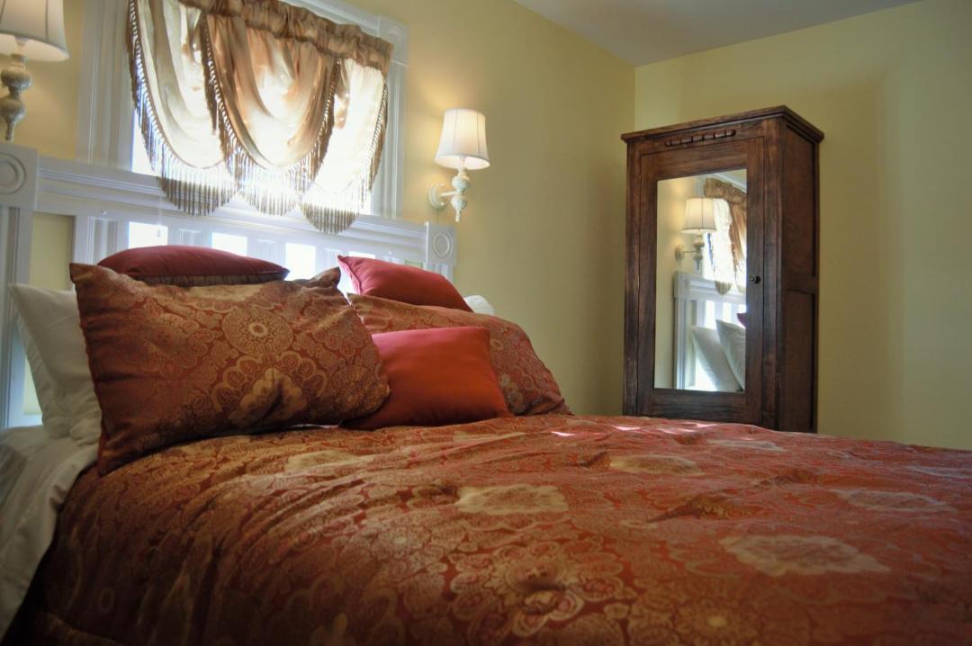 Photo of Bedroom in Luray
