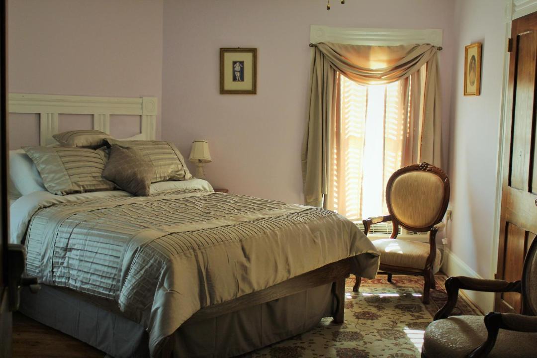 Photo of Bedroom in Luray