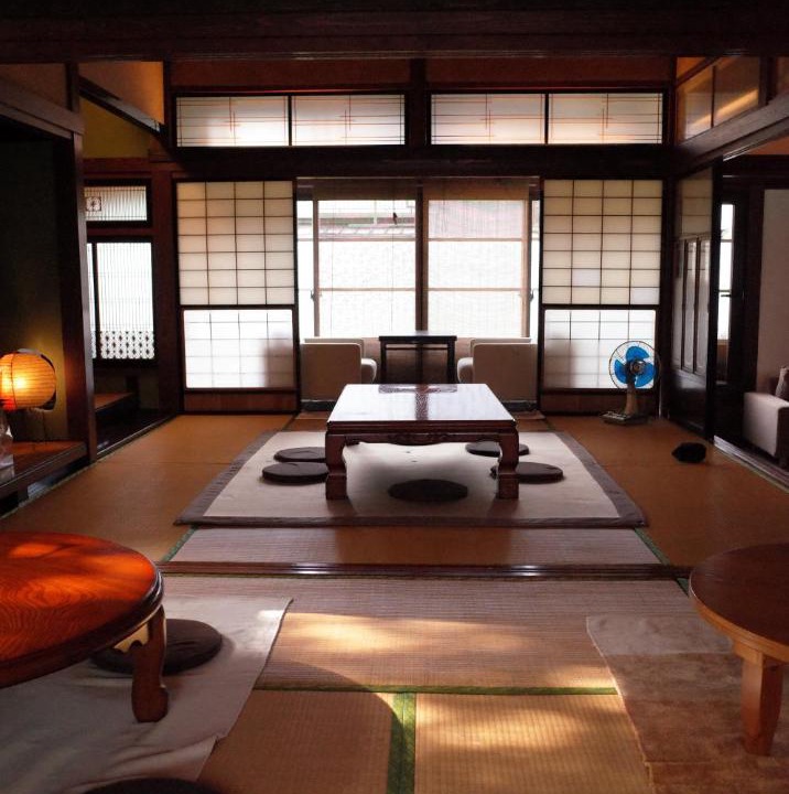 Photo of Others in Ono
